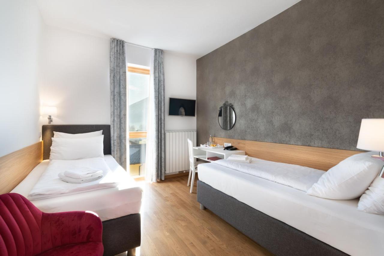 Hotel Dvorec Tolmin Eksteriør bilde