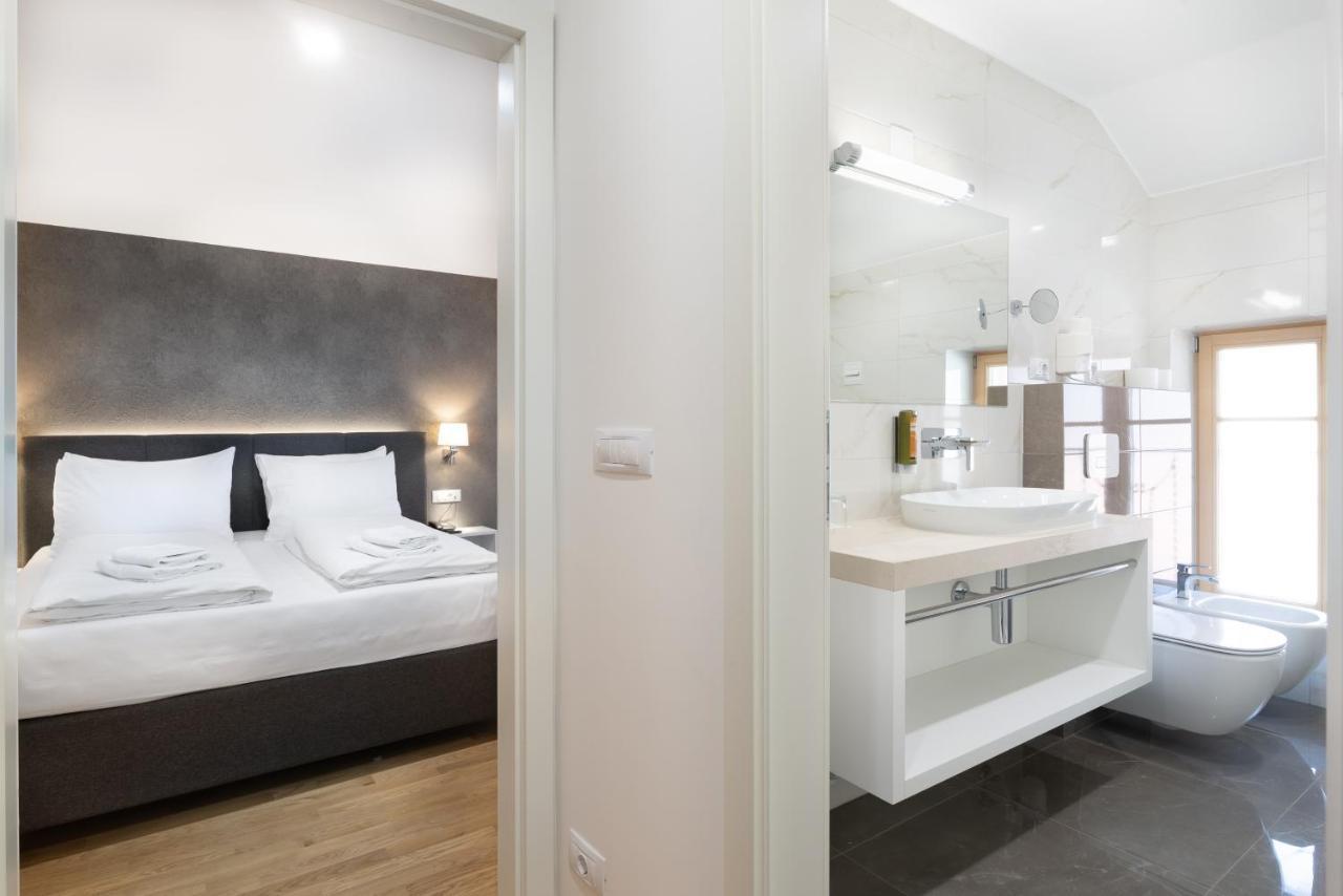 Hotel Dvorec Tolmin Eksteriør bilde