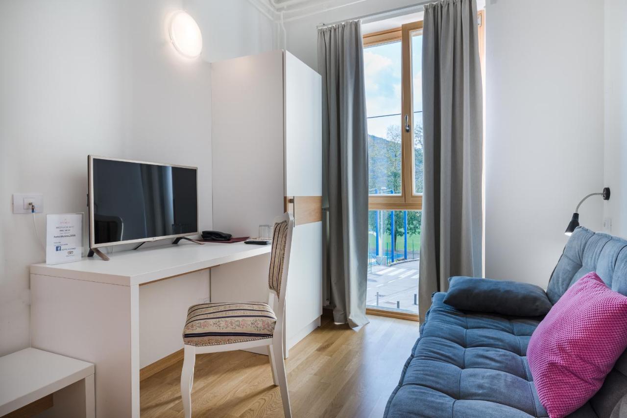 Hotel Dvorec Tolmin Eksteriør bilde